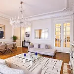 Chic Haussmann Apartamento París