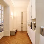 Chic Haussmann Apartamento