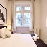 Chic Haussmann Apartamento *
