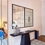 Chic Haussmann *