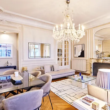 Chic Haussmann *