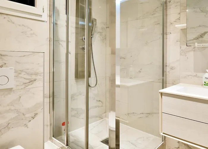 Chic Haussmann * パリ